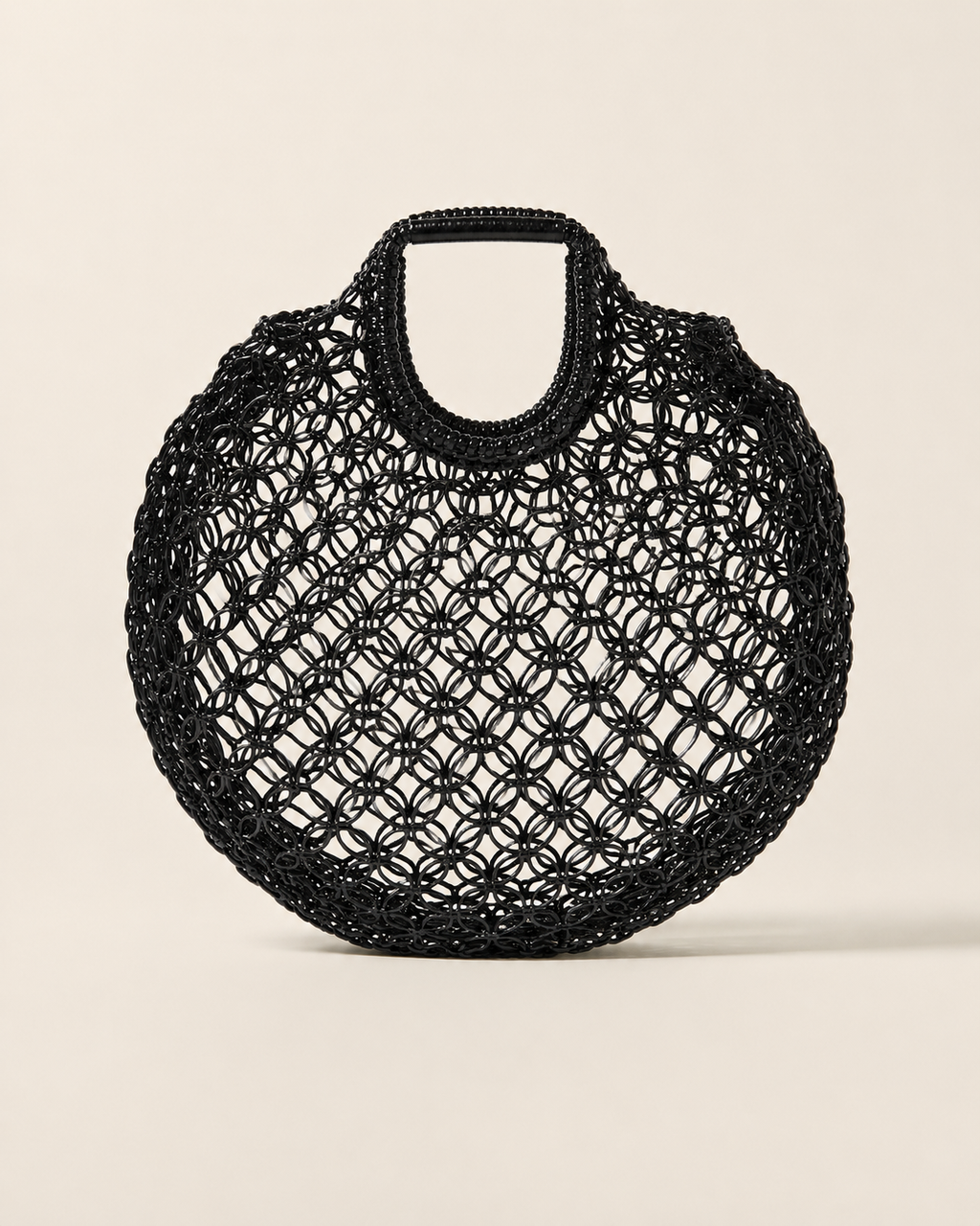 Oversized Macramé Link Round Tote Bag in High-Shine Onyx