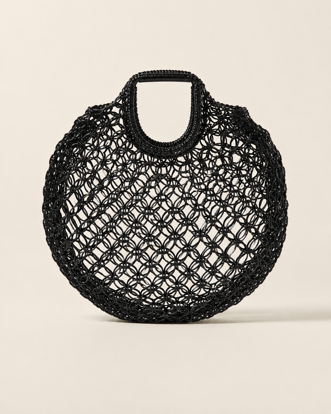 Oversized Macramé Link Round Tote Bag in High-Shine Onyx