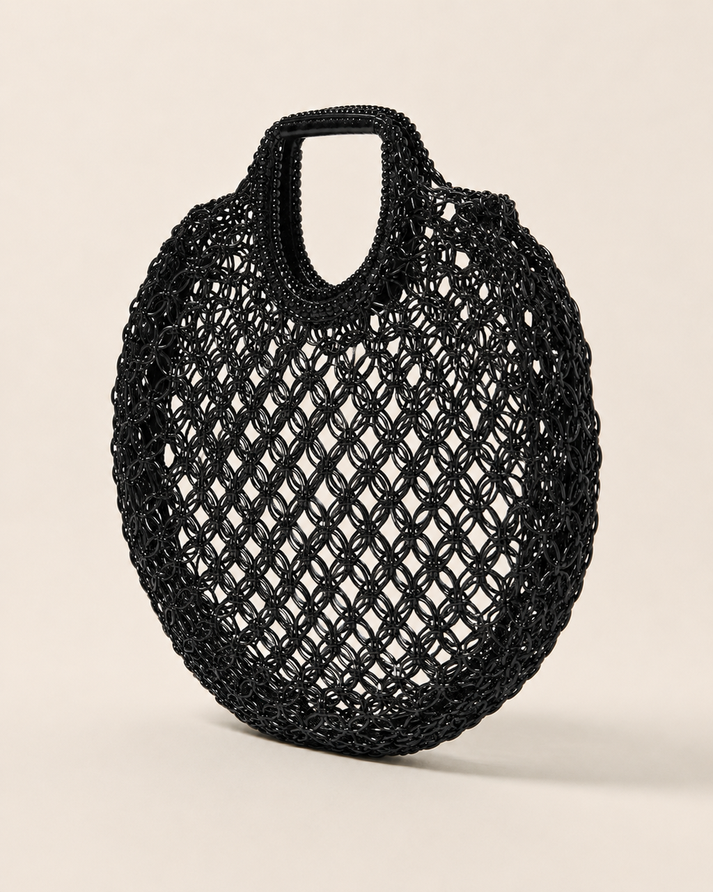 Oversized Macramé Link Round Tote Bag in High-Shine Onyx